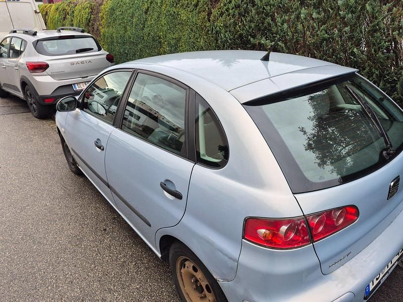 Gebraucht 2004 Seat Ibiza Limousine | 299 € (Superpreis) - Bild 1/2