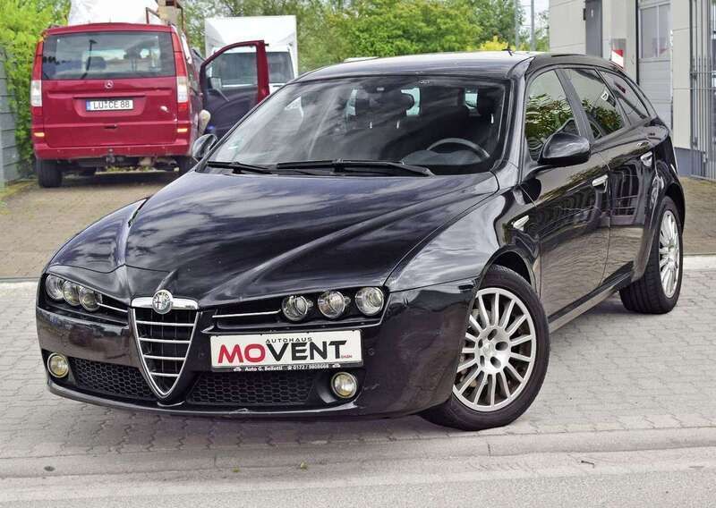 Schwarz Gebraucht 2008 Alfa Romeo 159 Distinctive Kombi | 2.490 € (Guter Preis) - Bild 1/4
