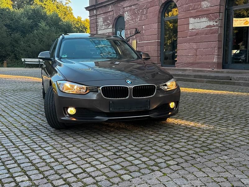 Gebraucht BMW 316 136 PS (100 kW) 2014 Braun Kombi