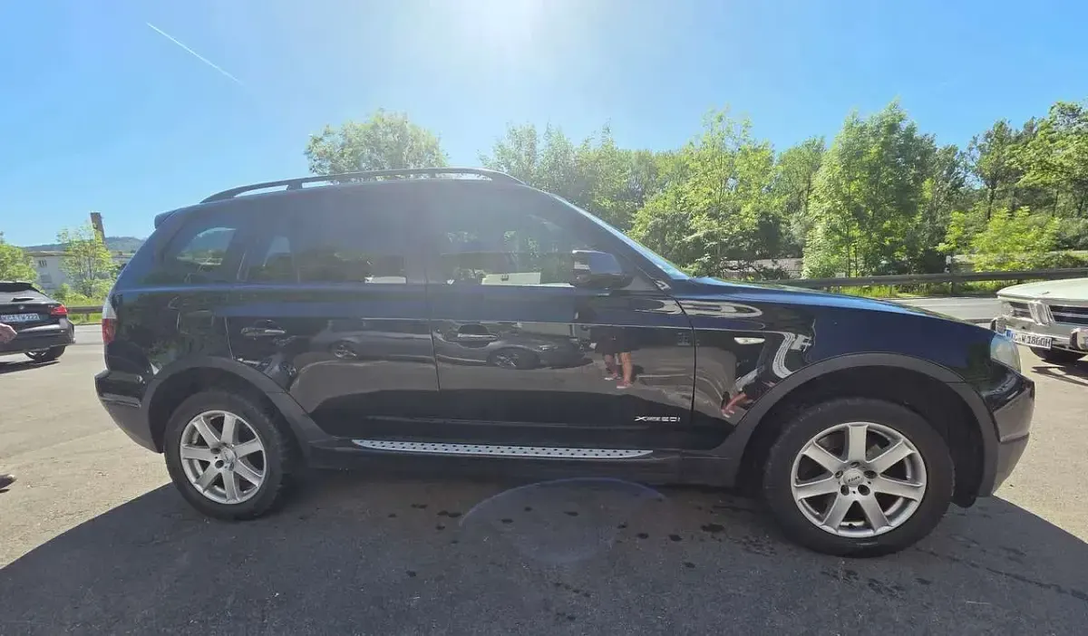 Gebraucht BMW X3 150 PS (110 kW) 2009 Black sapphire metallic SUV