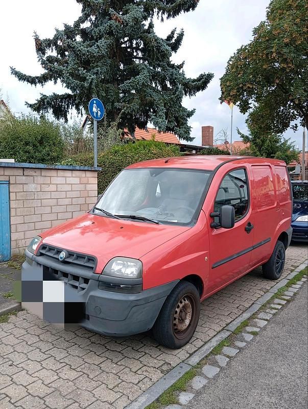 Rot Gebraucht 2005 Fiat Doblò Van / Kleinbus | 1.500 € (Superpreis) - Bild 1/4