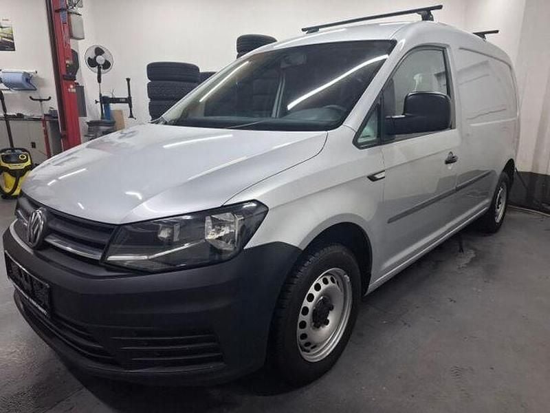 Gebraucht VW Caddy Maxi 102 PS (75 kW) 2018 Silber Van / Kleinbus