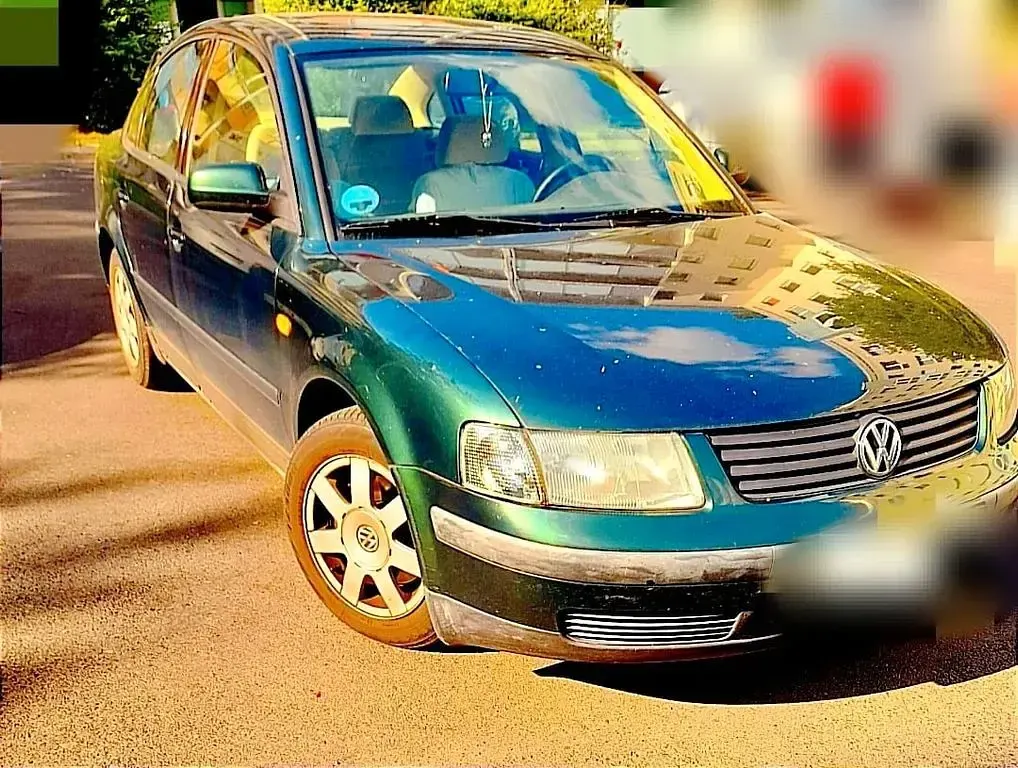 Second-hand VW Passat 150 CP (110 kW) 1996 Verde Berlinǎ