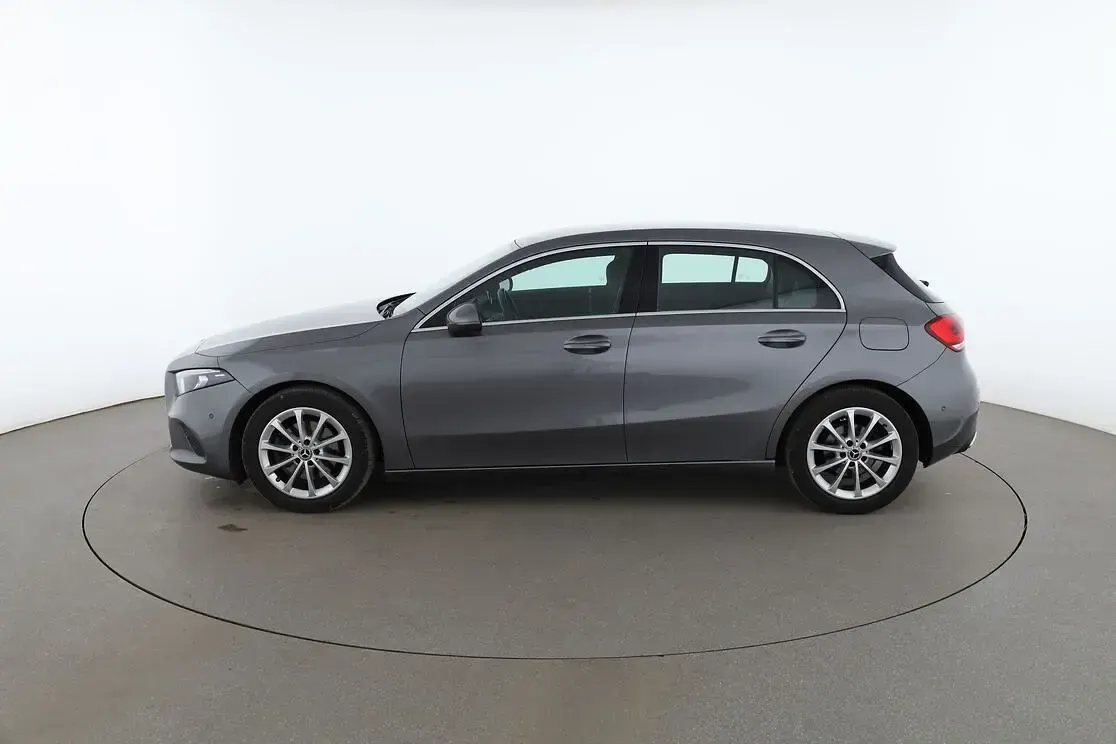 Gebraucht Mercedes A200 163 PS (119 kW) 2018 Grau Limousine