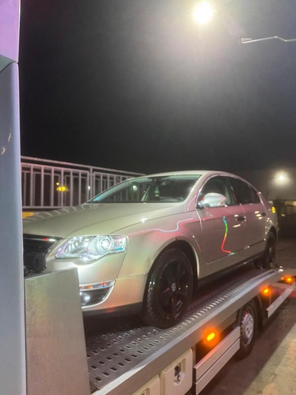 Gebraucht VW Passat 102 PS (75 kW) 2006 Limousine