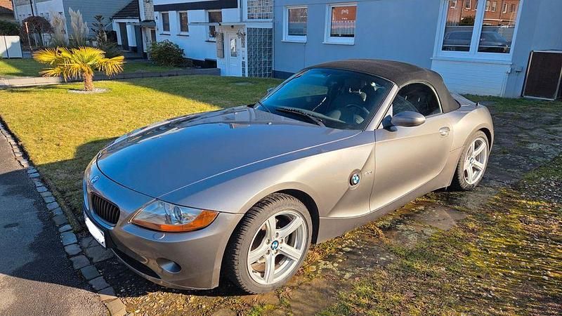 Gebraucht BMW Z4 231 PS (169 kW) 2004 Grau Cabrio