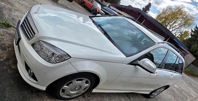 Gebraucht Mercedes C220 170 PS (125 kW) 2008 Weiß Kombi