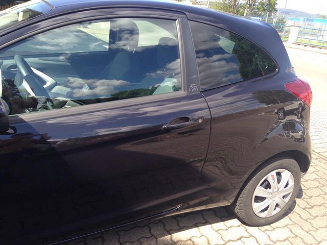 Gebraucht Ford Ka 69 PS (50 kW) 2010 Schwarz metallic Kleinwagen