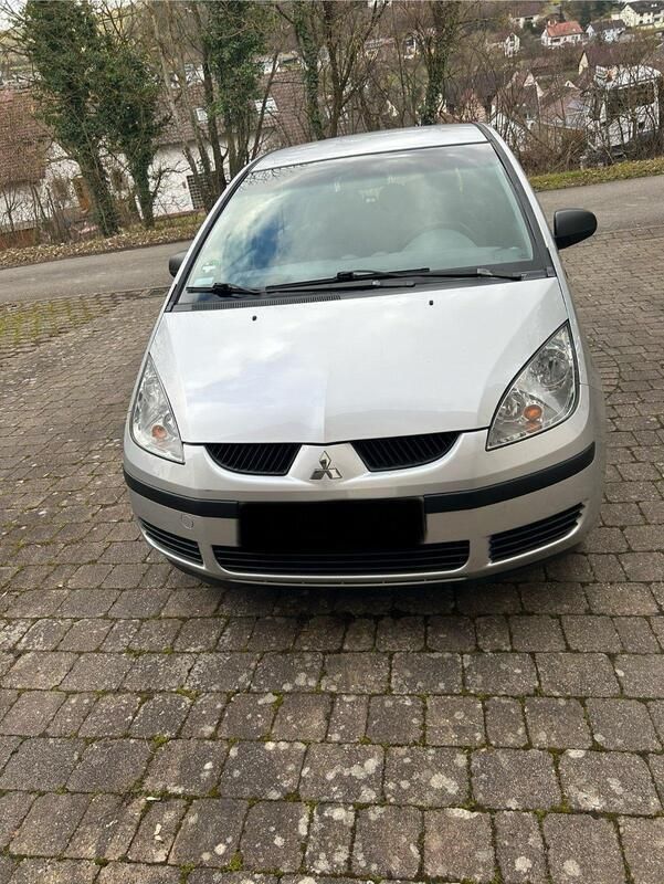 Silber Gebraucht 2004 Mitsubishi Colt Kleinwagen | 1.650 € (Fairer Preis) - Bild 1/4