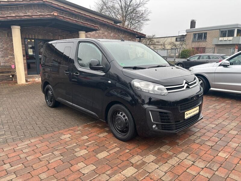 Schwarz Gebraucht 2017 Citroën Jumpy Van / Kleinbus | 16.450 € (Teuer) - Bild 1/4