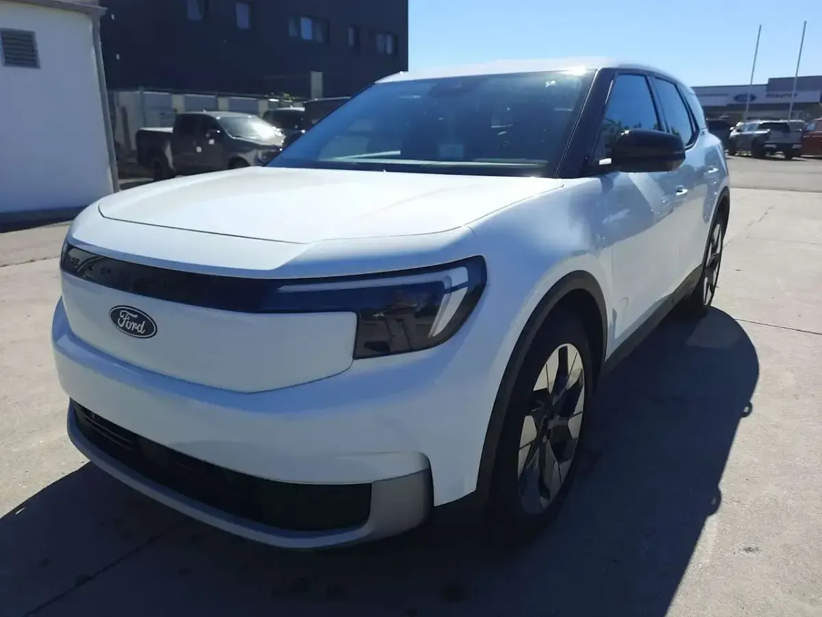 Nouvelle Ford Explorer Premium 210 kW (286 ch) 2026 Blanc SUV