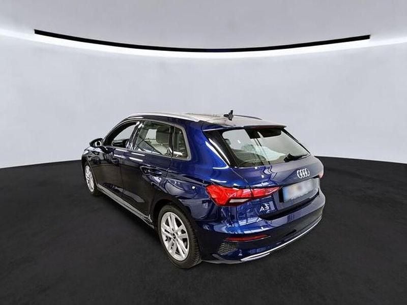 Gebraucht Audi A3 Advanced 116 PS (85 kW) 2021 Blau Limousine