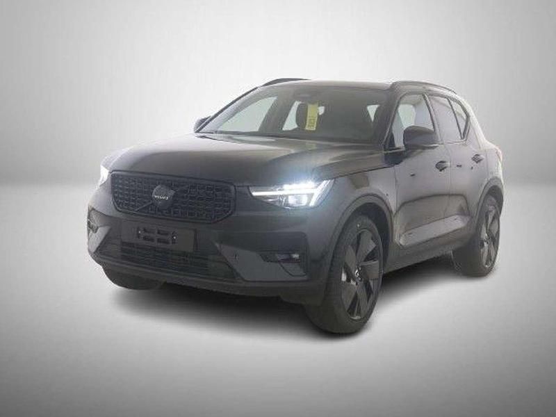 Onyx black Gebraucht 2025 Volvo XC40 Business Edition SUV | 42.850 € (Teuer) - Bild 1/4