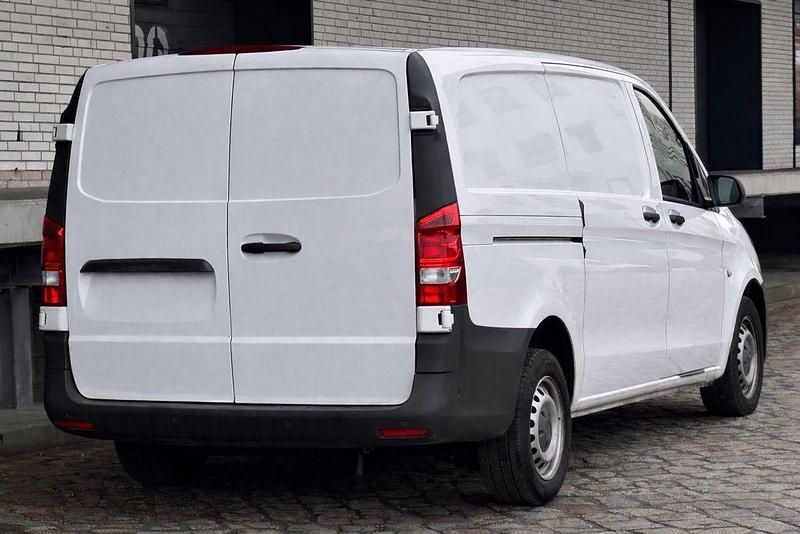 Gebraucht Mercedes Vito 163 PS (119 kW) 2018 Weiß Van