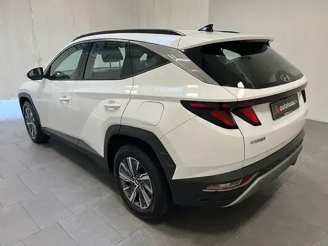 Gebraucht Hyundai Tucson Select 150 PS (110 kW) 2024 Weiß SUV