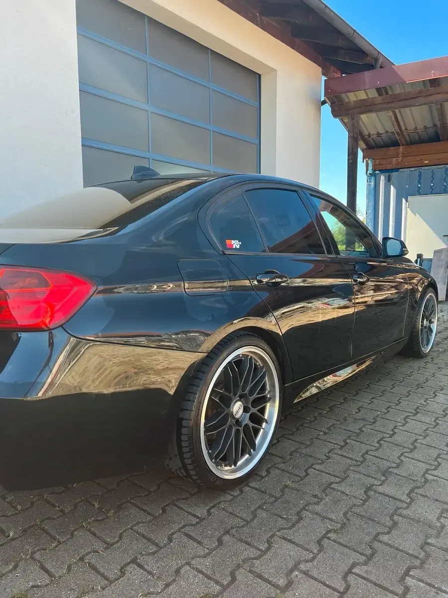 Gebraucht BMW 328 Comfort Edition 245 PS (180 kW) 2012 Schwarz Limousine
