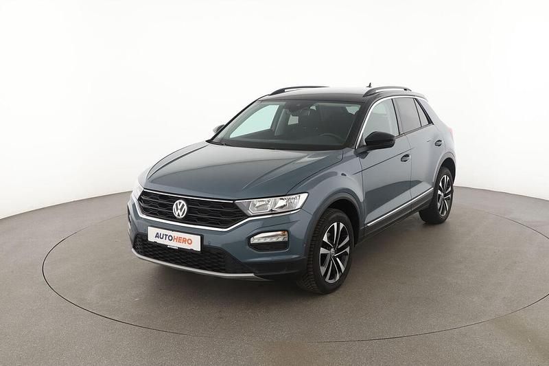 Blau Gebraucht 2020 VW T-Roc IQ Drive SUV | 18.620 € (Guter Preis) - Bild 1/3