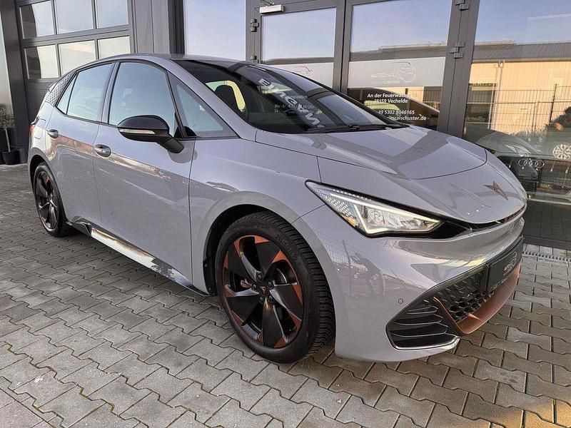Gebraucht Cupra Born 150 kW (204 PS) 2023 Vaporgrau Kleinwagen