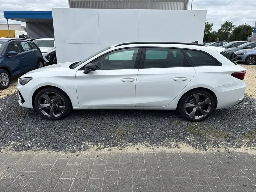 Neu Cupra Leon 150 PS (110 kW) 2026 Weiß Limousine
