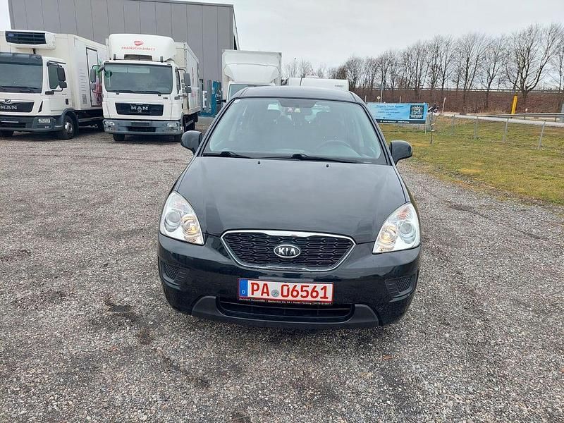 Gebraucht Kia Carens 116 PS (85 kW) 2011 Schwarz Van / Kleinbus