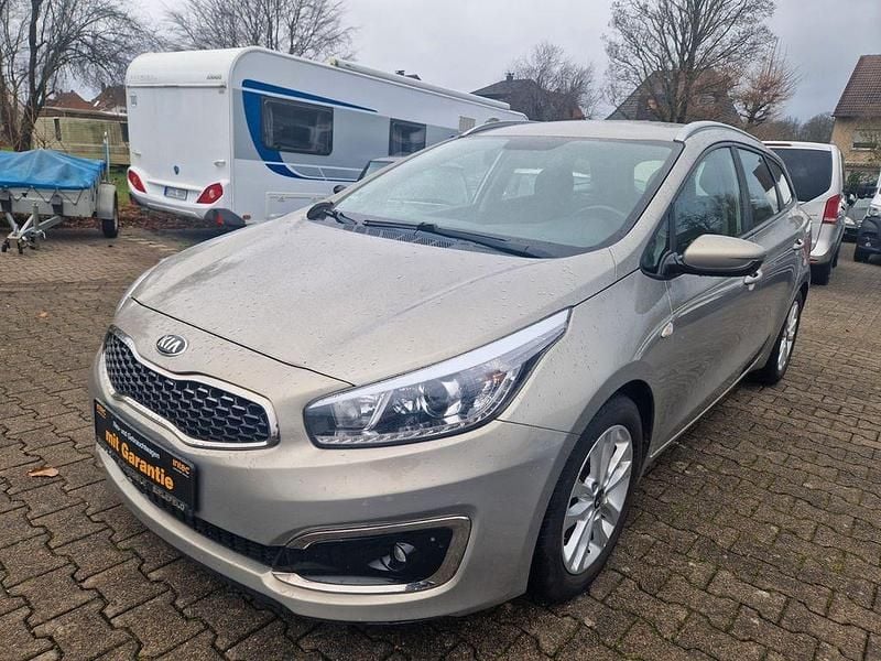 Gebraucht Kia Ceed Sportswagon 101 PS (74 kW) 2018 Silber Kombi