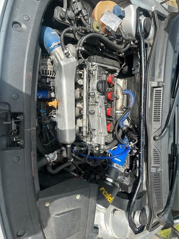 Second-hand Audi TT 300 CP (220 kW) 2000 Argintiu Coupe