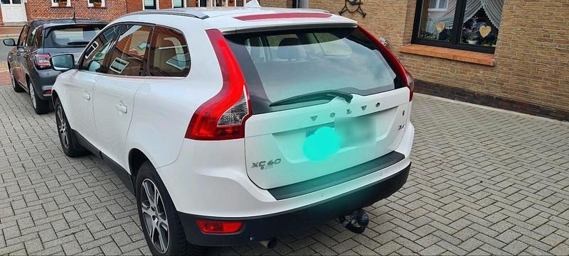 Occasion Volvo XC60 160 ch (117 kW) 2012 Blanc SUV