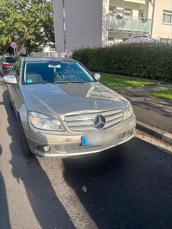 Grau Gebraucht 2007 Mercedes C220 Limousine | 3.200 € (Superpreis) - Bild 1/4