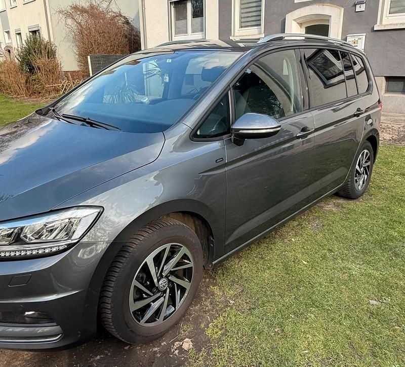 Gebraucht VW Touran Join 150 PS (110 kW) 2018 Grau Van / Kleinbus