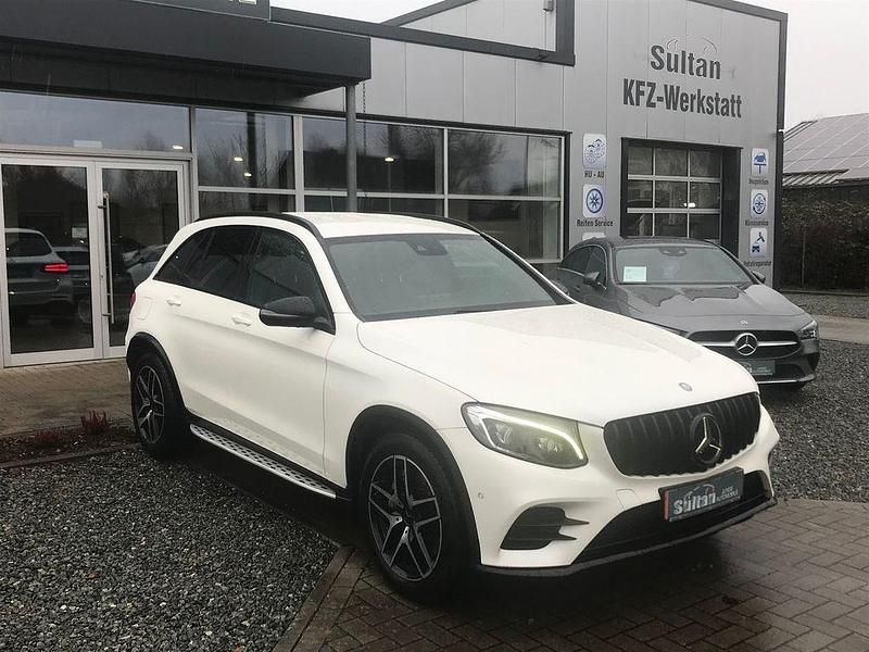 Gebraucht Mercedes GLC250 AMG 204 PS (150 kW) 2016 Weiß SUV