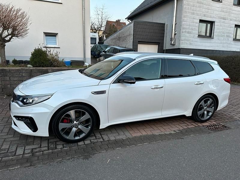 Gebraucht Kia Optima GT 238 PS (175 kW) 2019 Weiß Kombi