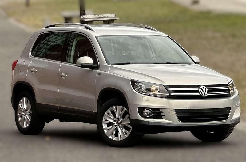 Silver leaf white gold Gebraucht 2013 VW Tiguan Life SUV | 11.100 € (Guter Preis) - Bild 1/4