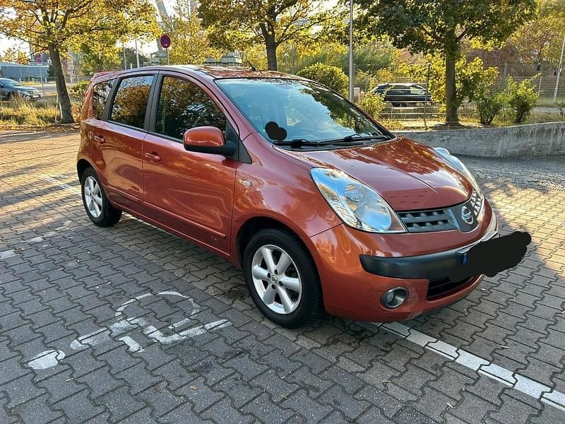 Braun Gebraucht 2006 Nissan Note Van / Kleinbus | 3.200 € (Fairer Preis) - Bild 1/4