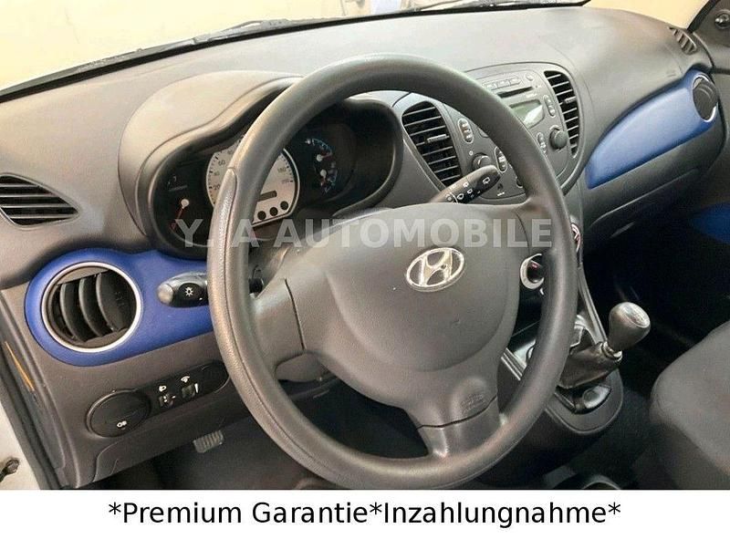 Gebraucht Hyundai i10 69 PS (50 kW) 2009 Silber Kleinwagen