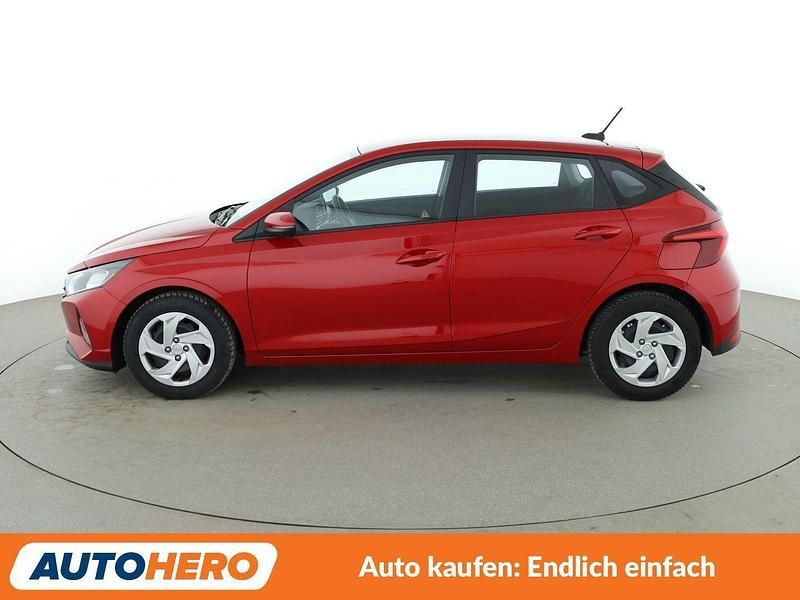 Gebraucht Hyundai i20 Select 101 PS (74 kW) 2022 Rot Kleinwagen