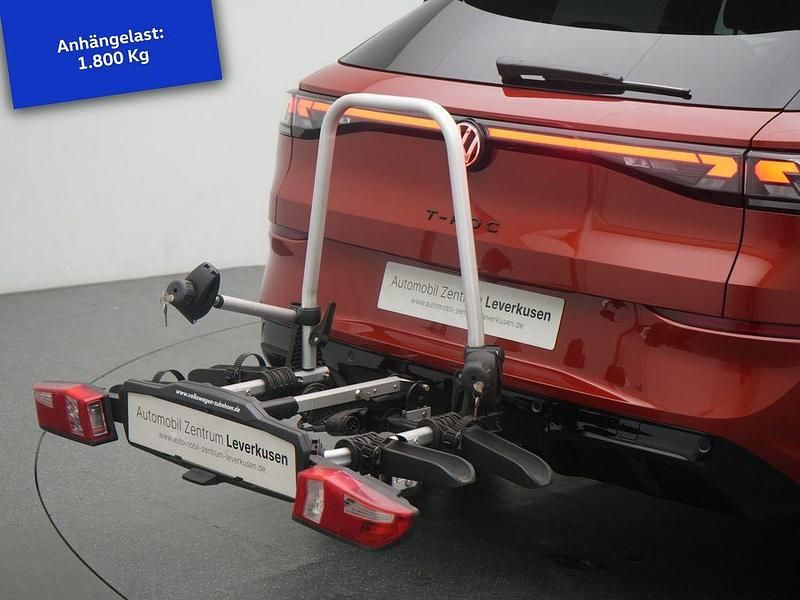 Gebraucht VW T-Roc R-line 150 PS (110 kW) 2026 Flame red metallic SUV