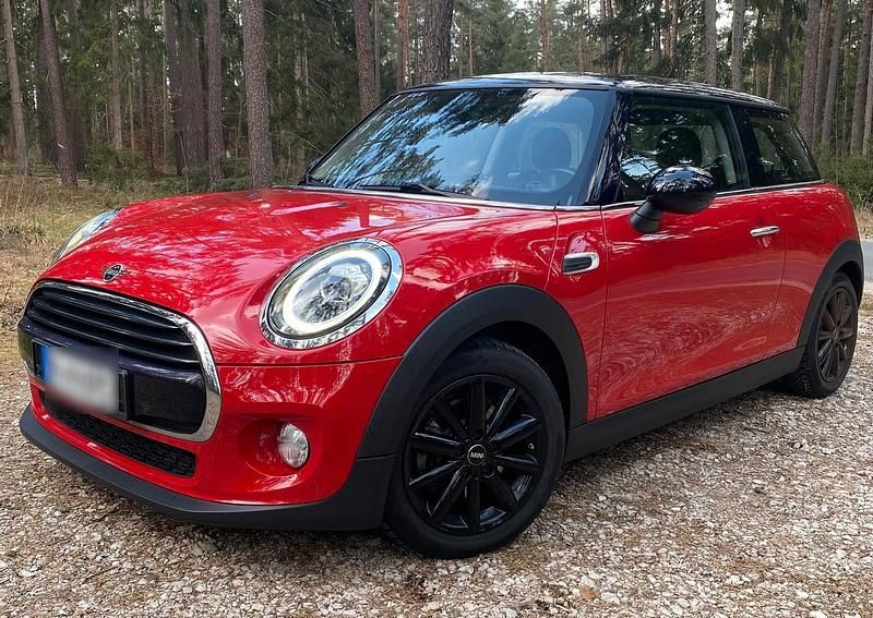 Gebraucht Mini Cooper 136 PS (100 kW) 2018 Rot Kleinwagen