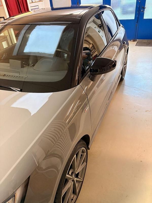 Gebraucht Audi A1 Ambiente 192 PS (141 kW) 2018 Grau Kleinwagen