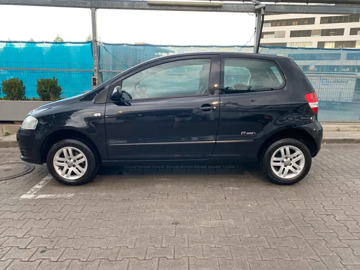 Używany VW Fox 75 KM (55 kW) 2008 Czarny Hatchback