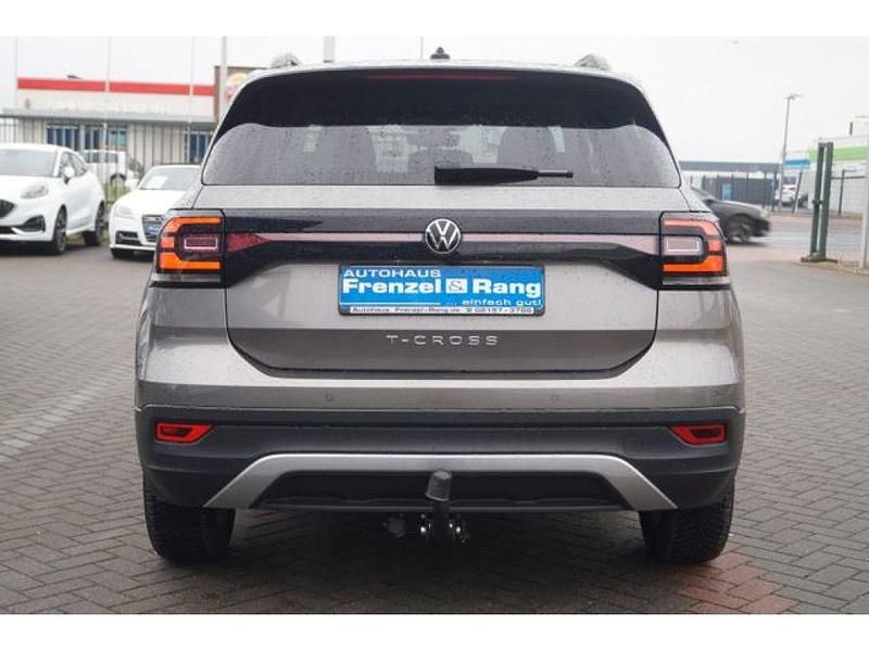 Gebraucht VW T-Cross 150 PS (110 kW) 2021 Limestone grey metallic (metallic) SUV