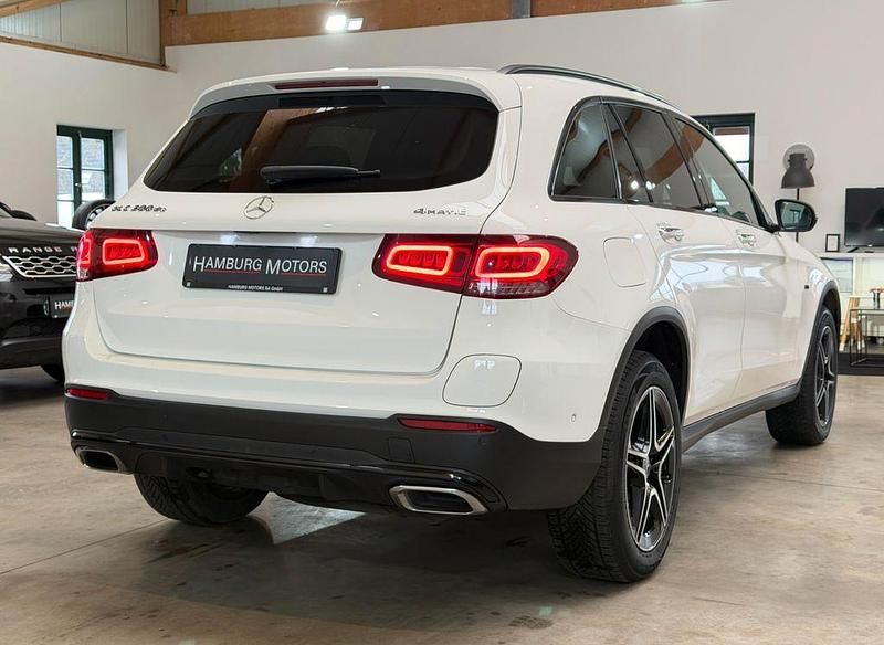 Gebraucht Mercedes GLC300e AMG line 194 PS (142 kW) 2021 Weiß SUV