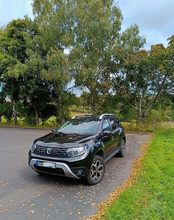 Schwarz Gebraucht 2019 Dacia Duster SUV | 16.990 € (Fairer Preis) - Bild 1/4