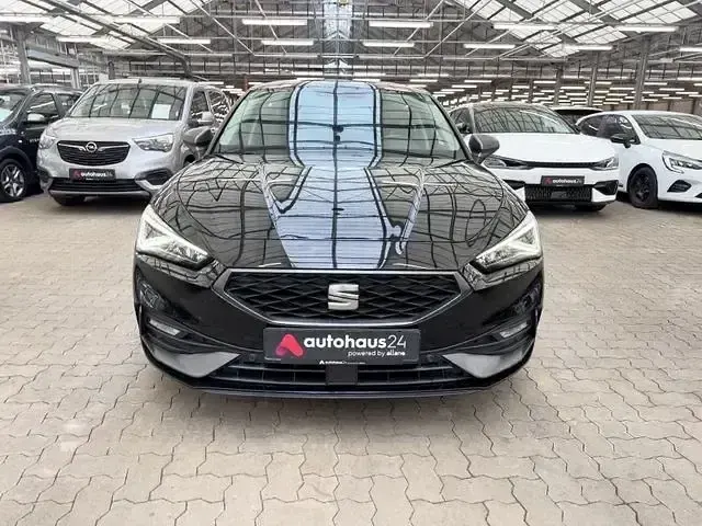 Gebraucht Seat Leon FR 190 PS (139 kW) 2023 Schwarz Limousine