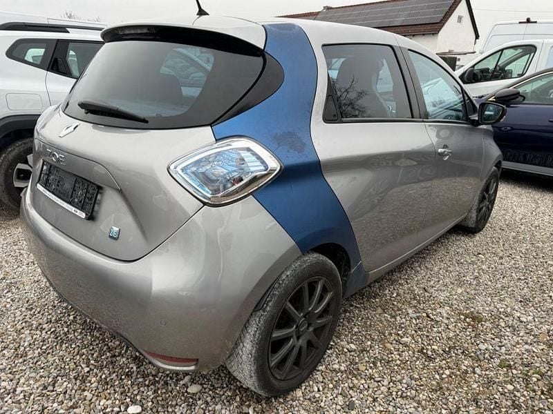 Gebraucht Renault Zoe Intens 42 kW (58 PS) 2016 Silber Kleinwagen