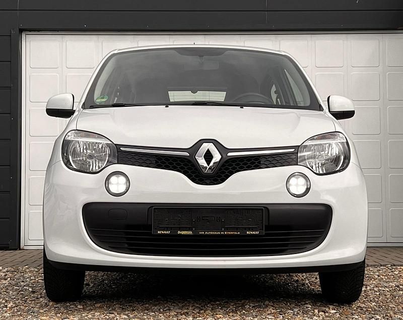 Gebraucht Renault Twingo Experience 69 PS (50 kW) 2016 Crystal weiss Kleinwagen