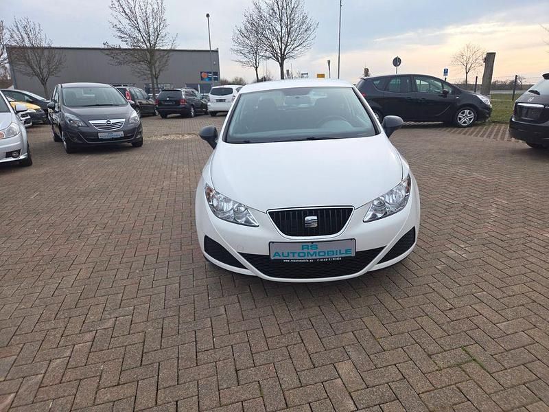 Gebraucht Seat Ibiza SC Basis 60 PS (44 kW) 2011 Weiß Kleinwagen