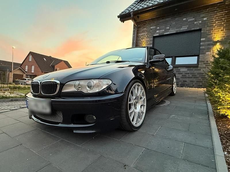 Schwarz Gebraucht 2006 BMW 320 Cabriolet Shadowline Cabrio | 15.500 € - Bild 1/4