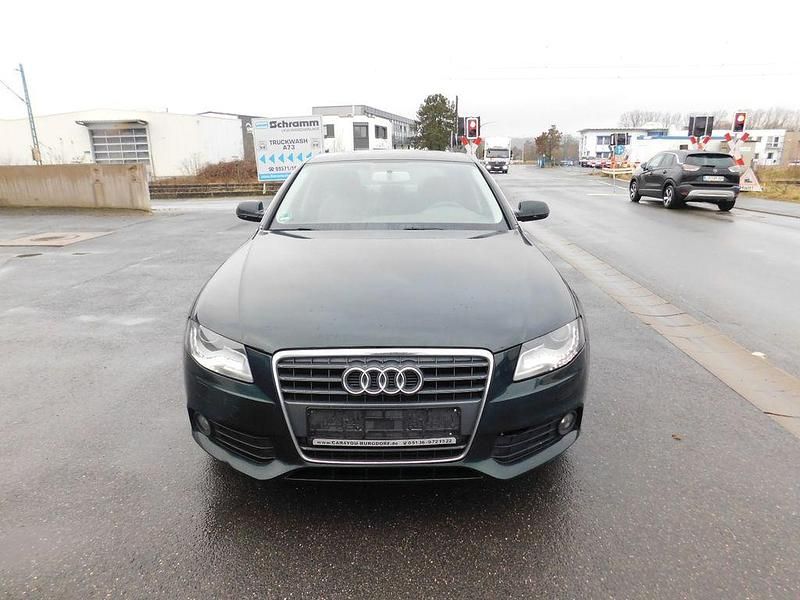 Schwarz Gebraucht 2009 Audi A4 Attraction Limousine | 5.650 € (Guter Preis) - Bild 1/4