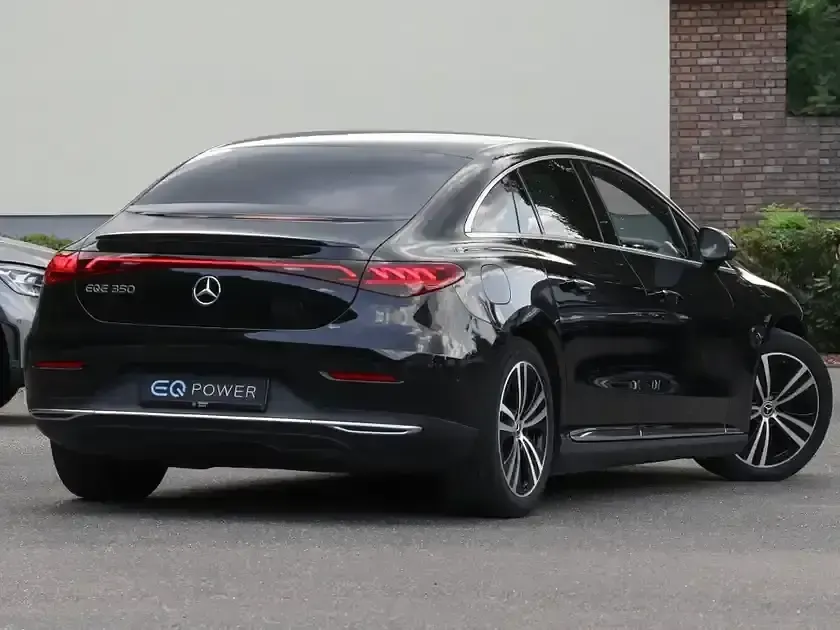 Gebraucht Mercedes EQE350 214 kW (292 PS) 2024 Schwarz Limousine