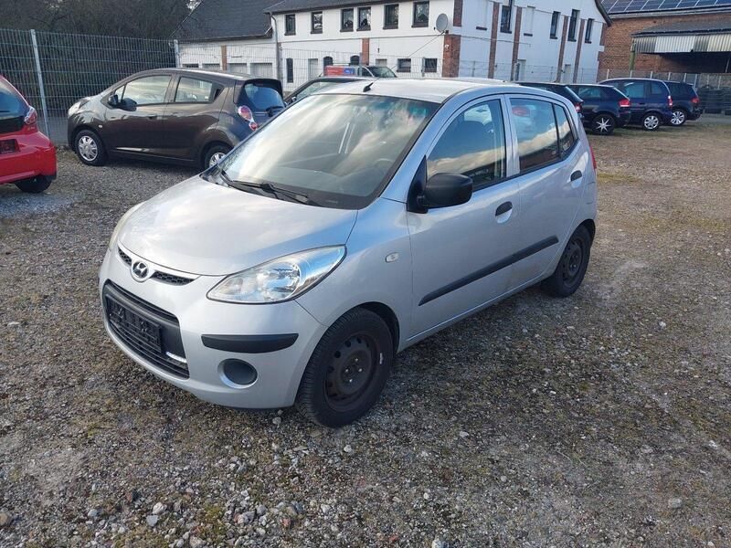 Silber Gebraucht 2008 Hyundai i10 Style Kleinwagen | 750 € (Fairer Preis) - Bild 1/4